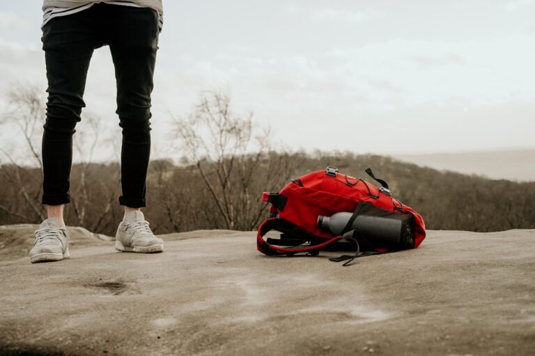 Travel Light: Best Gear for Minimalist Travelers
